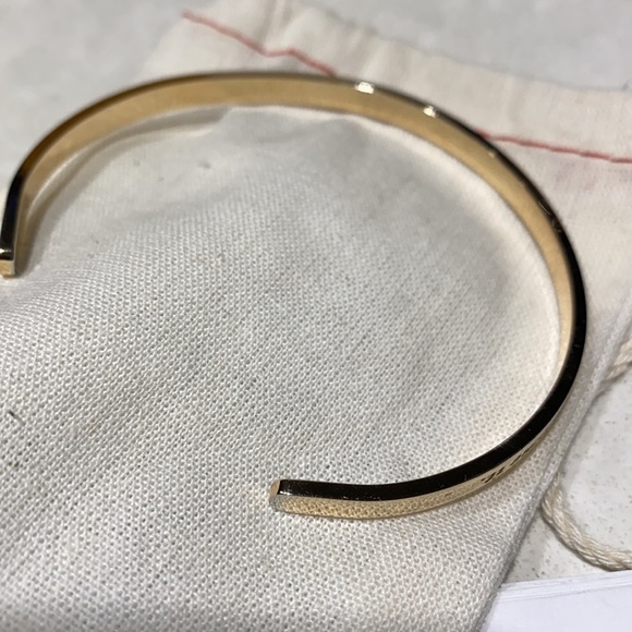 SOLO-CUTE 14k yellow plated Cuff Bangle Bracelet ⭐️⭐️⭐️⭐️ - Picture 6 of 9